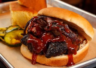 triplets-barbeque2